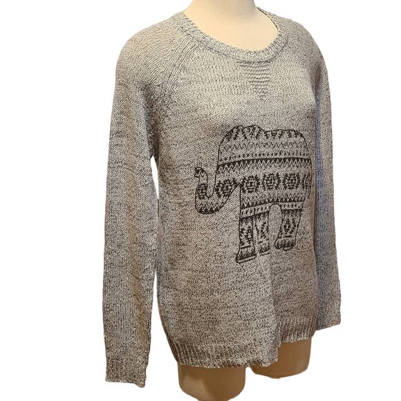 Elephant Graphic Womens Sweater Sz XL Gray Charcoal Good Luck Trunk Up - Picture 2 of 12